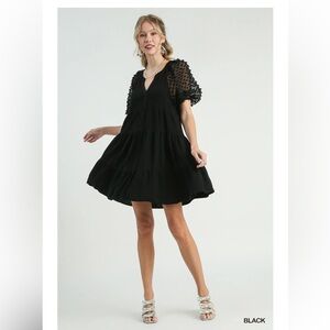Umgee Womens Black Puff Sleeve Tiered Mini Dress Size Small Classic Linen Blend
